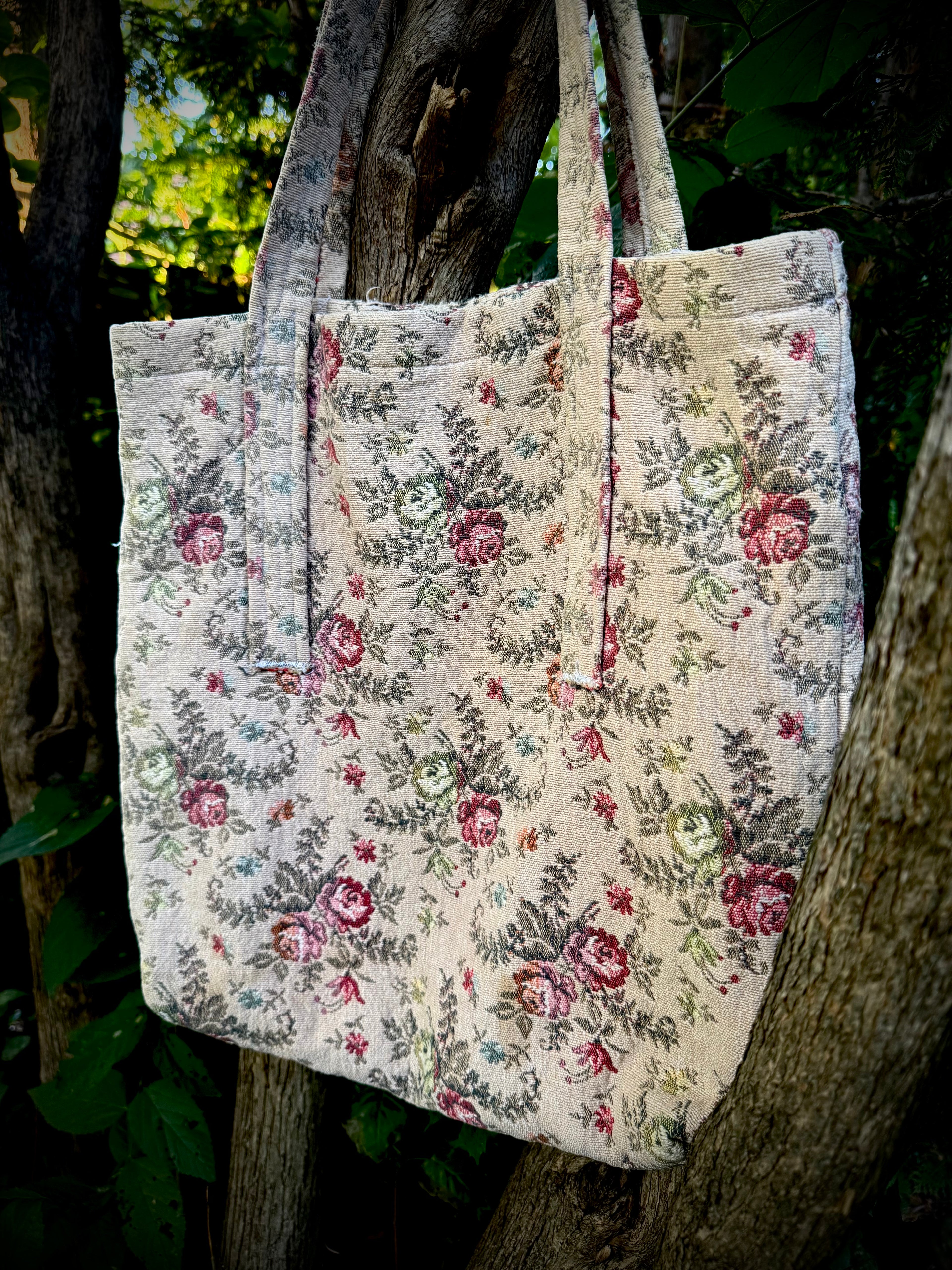 Sunday Morning Market Tote