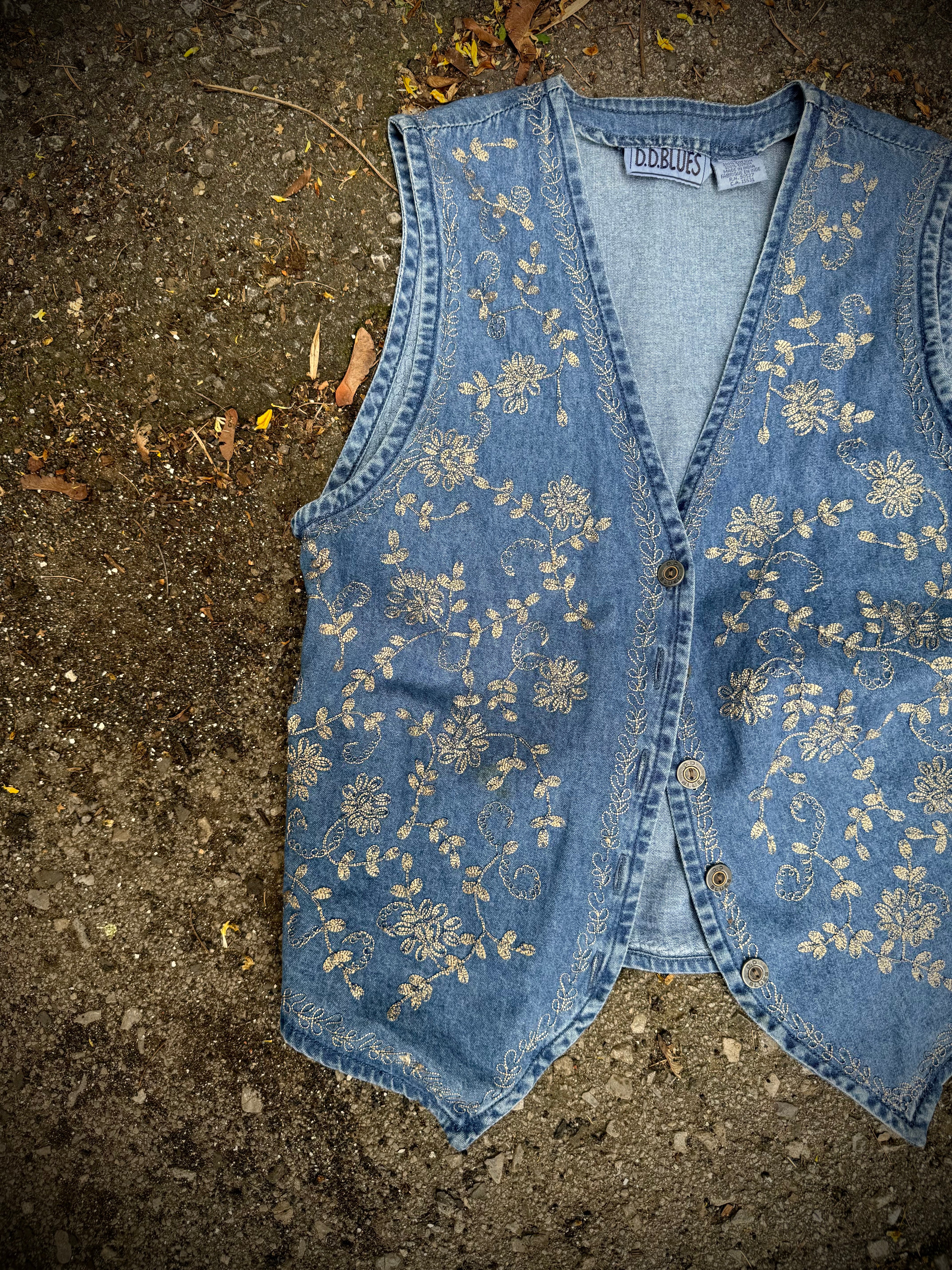 Prairie Rose Denim Vest | Medium