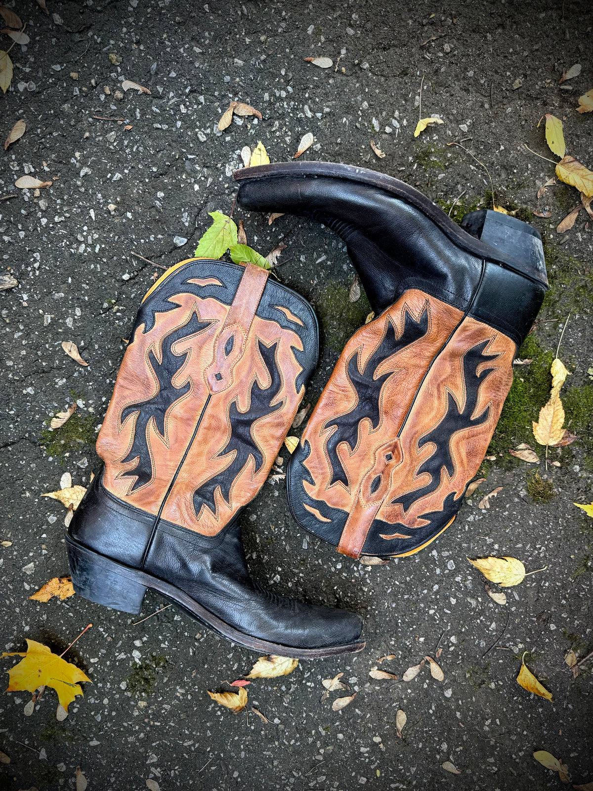 Old West Black & Cognac Cowboy Boots | Women’s 9.5